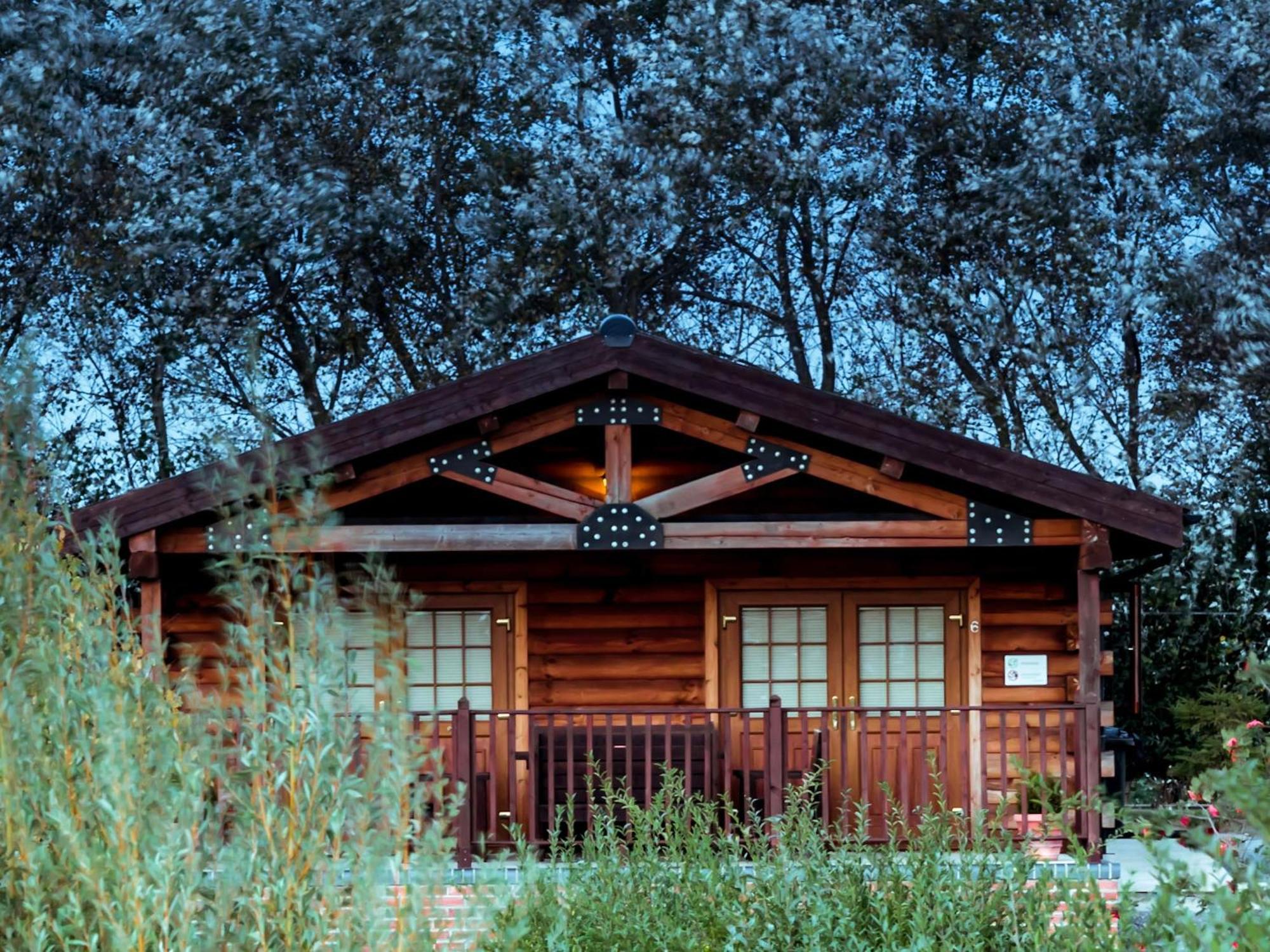 No, 6 Lake View Lodges - 28283 Old Leake Екстер'єр фото